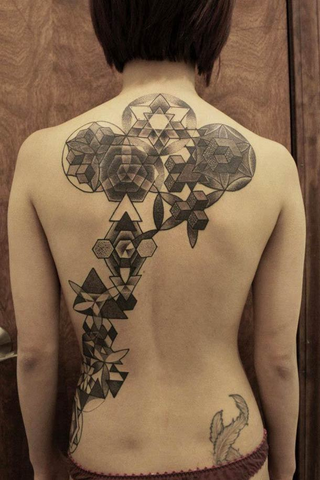 Illustration for article titled Fractal tattoos